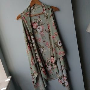 Womens sage & pink floral light poncho style cover up beach wedding season OS